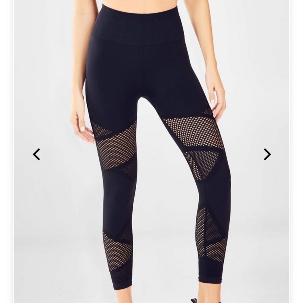Black leggings